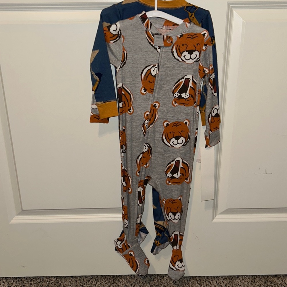 Carter PJ footies